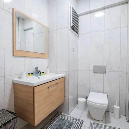 아파트 2br 7 Minutes Walk From Taksim Square 이스탄불